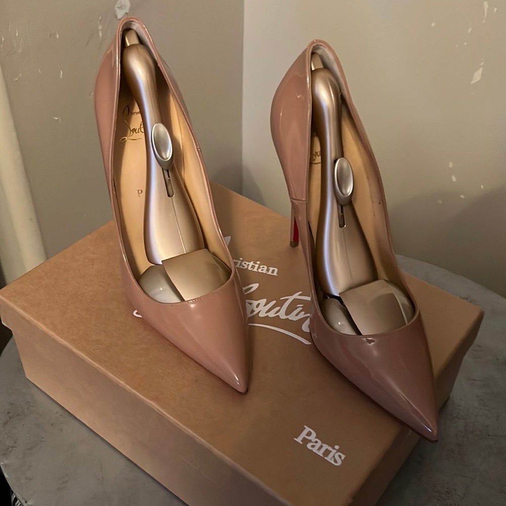So Kate 120 Patent Nude pumps